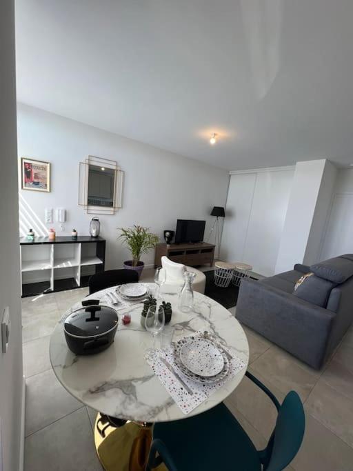 T2 La Dolce Vita Panissiere Apartment Panissieres Bagian luar foto